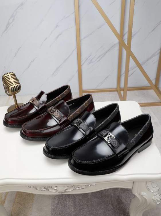 Picture of Louis Vuitton Shoes _SKULVsz38-45mnf012814038